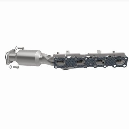 MagnaFlow 05-06 Nissan Titan 5.6L Direct Fit Converter
