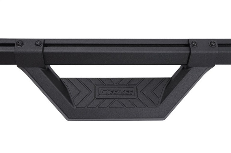 Dee Zee 99-23 Chevrolet/GMC/Dodge/Ford Full Size Truck Hex Cast - Crew Cab Side Steps (Txt Blk)