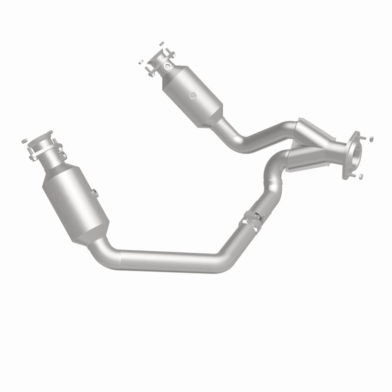 MagnaFlow 19-24 Ram 1500 5.7L OEM Grade Federal/EPA Compliant Direct-Fit Catalytic Converter
