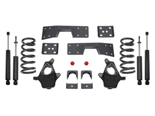 MaxTrac 99-06 GM C1500 2WD V8 3in/5in Lowering Spindle Kit