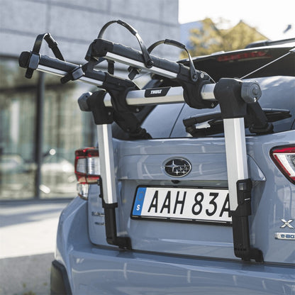 Thule OutWay Hanging-Style Trunk Bike Rack (Up to 3 Bikes) - Silver/Black