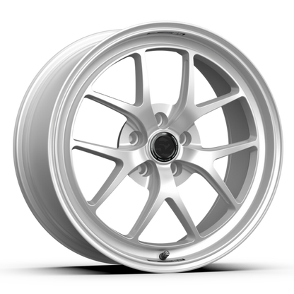 fifteen52 Sector RSR -19x9.5 / 5x120 / 22mm ET / 72.56mm Center Bore - Radiant Silver