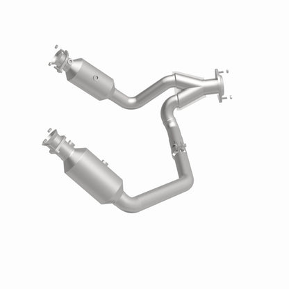 MagnaFlow 19-24 Ram 1500 5.7L OEM Grade Federal/EPA Compliant Direct-Fit Catalytic Converter