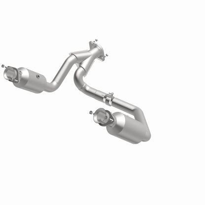 MagnaFlow 19-24 Ram 1500 5.7L OEM Grade Federal/EPA Compliant Direct-Fit Catalytic Converter