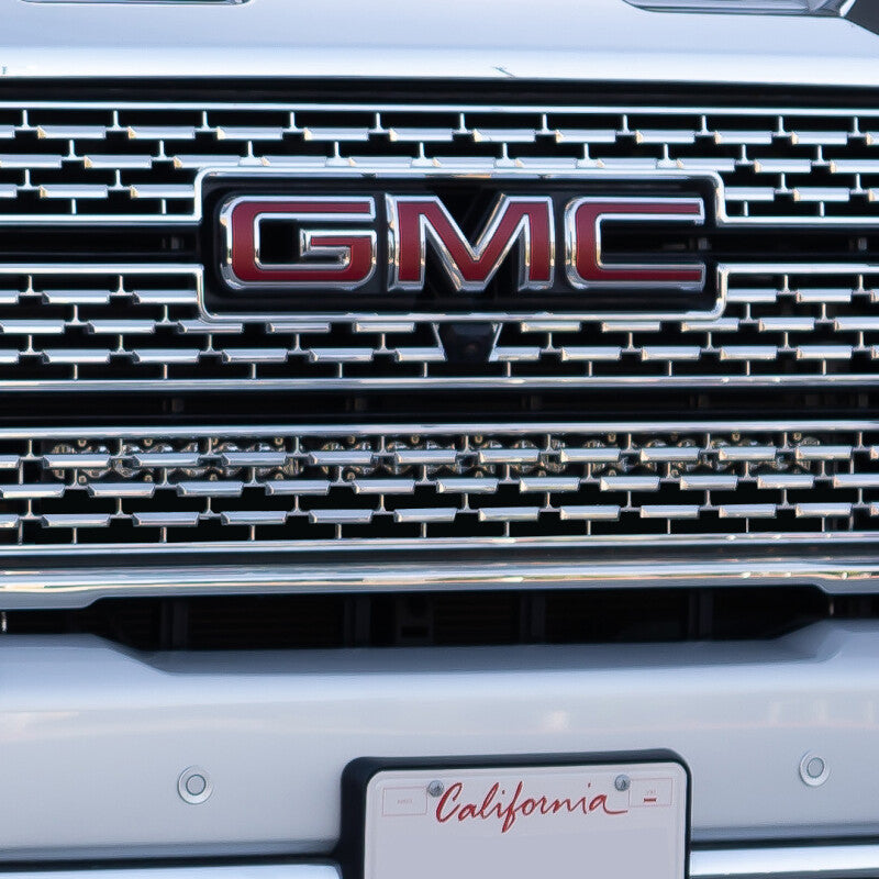 Baja Designs 2020+ GMC 2500/3500 30in Grille LED Light Bar Kit S8 Driving Combo