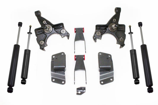 MaxTrac 88-91 GM C1500/2500 2WD Standard Cab 5/6 Lug 2in/4in Lowering Spindle Kit