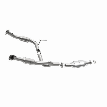MagnaFlow Direct Fit Catalytic Converter Explorer 02-04 4.6L