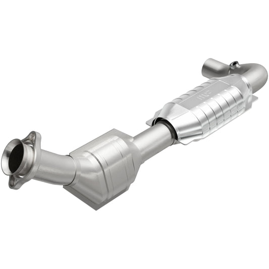 MagnaFlow Direct Fit Catalytic Converter 97-98 E150 E250 Van 4.2L D/