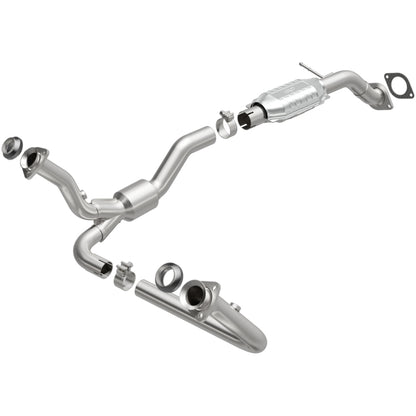 MagnaFlow Direct Fit Catalytic Converter 00-05 Blazer 4WD 4.3L OEM