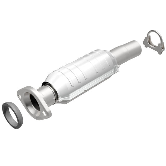 MagnaFlow Direct Fit Catalytic Converter 04 Toyota Sienna 3.3L