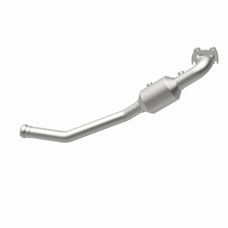 MagnaFlow Direct Fit Catalytic Conv 13-18 Dodge Durango 3.6L V6 / 13-18 Jeep Grand Cherokee 3.6L V6