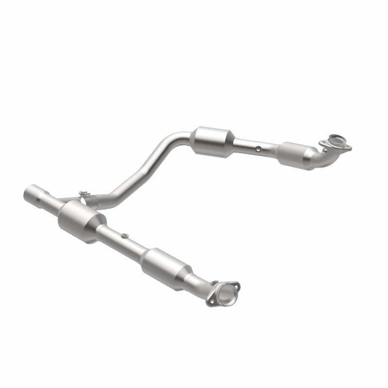 MagnaFlow Direct Fit Catalytic Converter 05-06 Ford E-350 Super Duty 5.4L