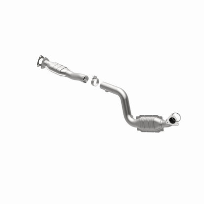 MagnaFlow Direct Fit Catalytic Converter 03-07 GM 2500/3500 Passenger Side