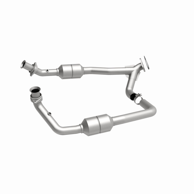 MagnaFlow Direct Fit Catalytic Converter 00-03 Ford E150 5.4L