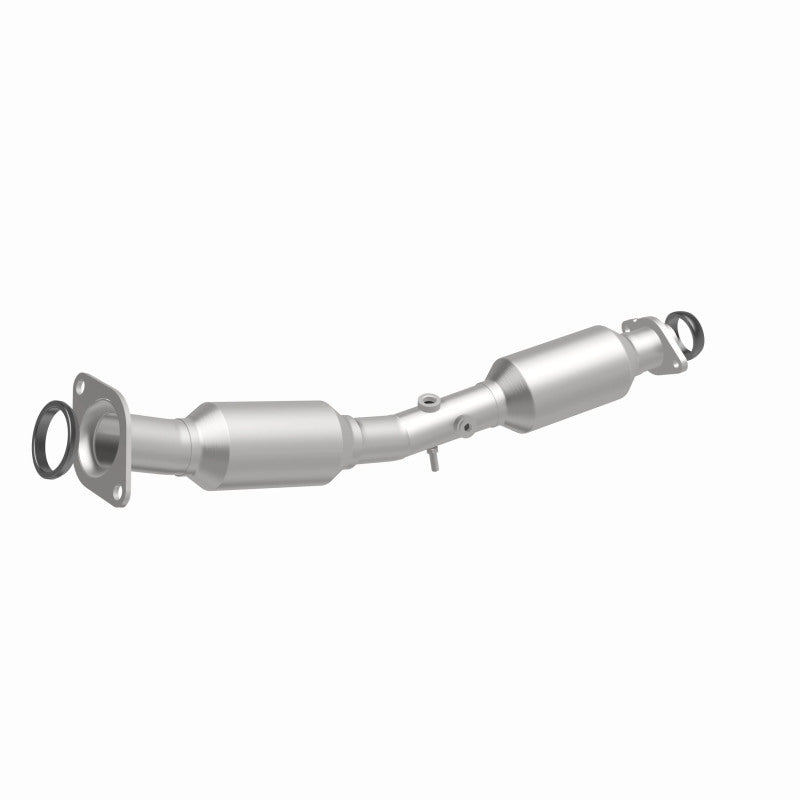 MagnaFlow Direct Fit Catalytic Converter OEM 2013-2017 Nissan Sentra Underbody