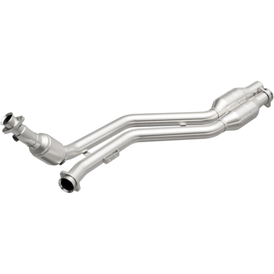 MagnaFlow Direct Fit Catalytic Converter 02-03 Mercedes CLK430 4.3L Passenger Side