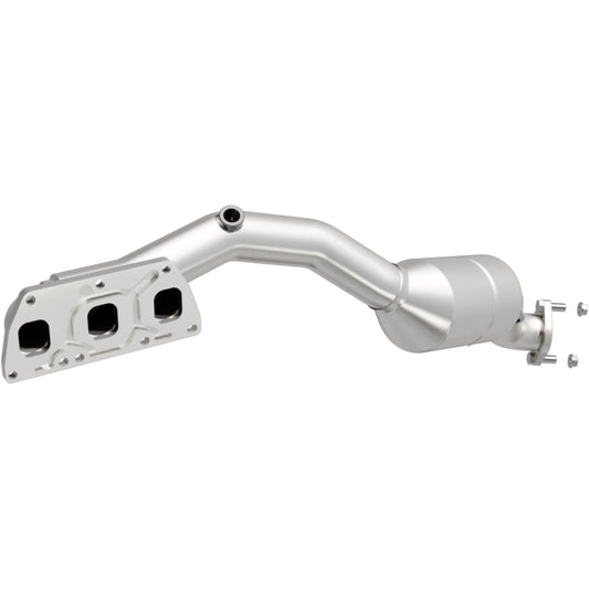MagnaFlow Direct Fit Catalytic Converter 05-09 Audi A8 6.0L