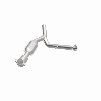 MagnaFlow Direct Fit Catalytic Converter 04-05 Ford F-150 5.4L P/S 2WD (Excl 04 Heritage Edition)