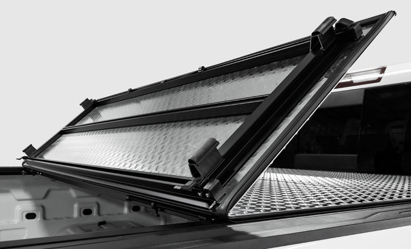 Access LOMAX Pro Series TriFold Cover 02-19 Dodge Ram 2500 6ft4in Bed (w/o Rambox) -Blk Diamond Mist