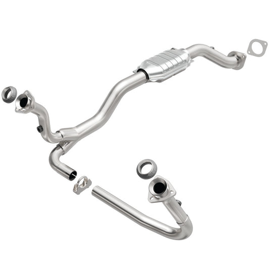 MagnaFlow Direct Fit Catalytic Converter 2000 Chevy Blazer 4.3L 4WD