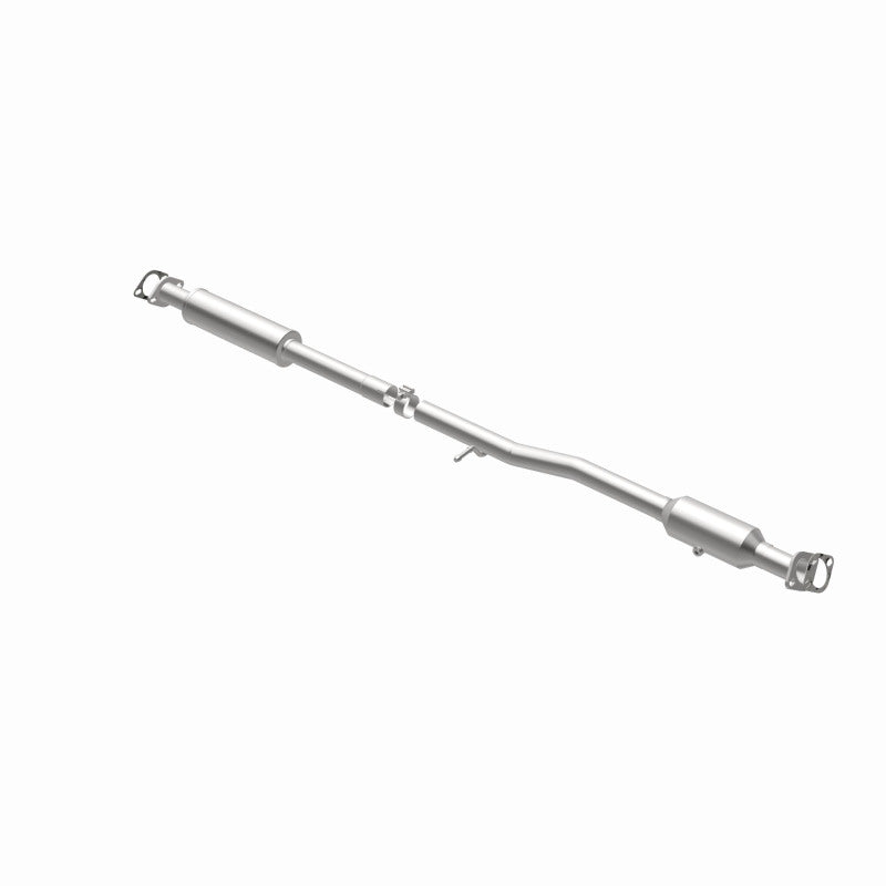 MagnaFlow Direct Fit Catalytic Converter OEM 14-15 Hyundai Tucson 2.0L Underbody