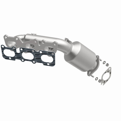 MagnaFlow OEM Grade Manifold Catalytic Converter Direct Fit - 09-11 Hyundai Genesis V6 3.8L