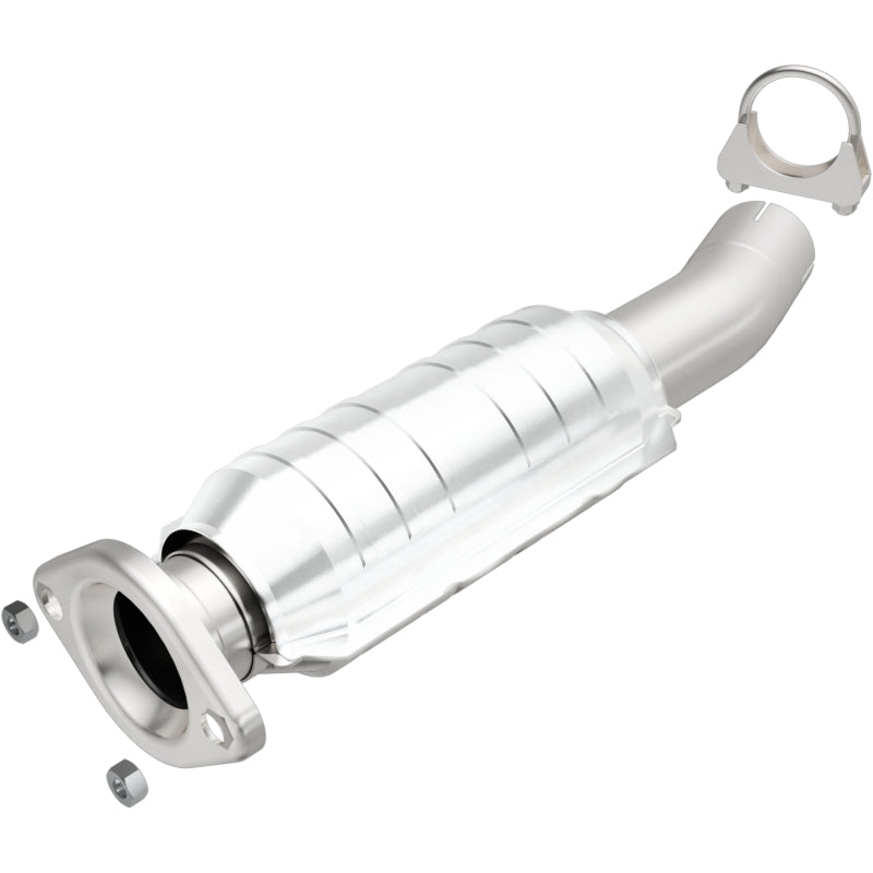 MagnaFlow Direct Fit Catalytic Converter 04 Toyota Sienna 3.3L