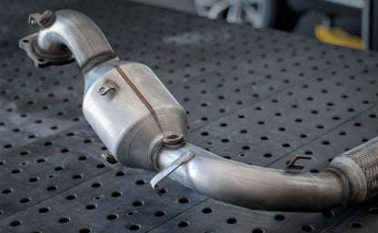 MagnaFlow Direct Fit Catalytic Converter GS300- 00-04 6 3.0L OEM