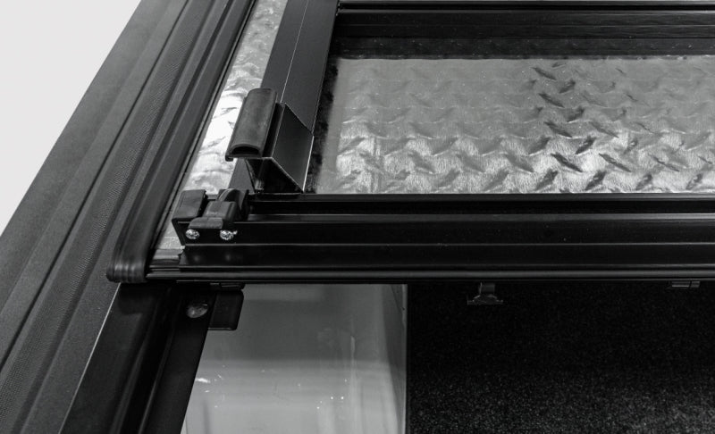 Access LOMAX Tri-Fold 09-17 Dodge Ram 1500 5ft 7in Short Bed (w/o RamBox Cargo Management System)