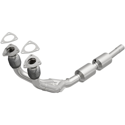 MagnaFlow Direct Fit Catalytic Converter 02-05 Golf 2.8L Underbody