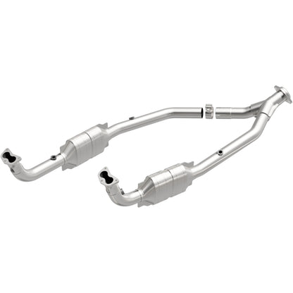 MagnaFlow Direct Fit Catalytic Converter 99-04 LR Discovery V8 OEM