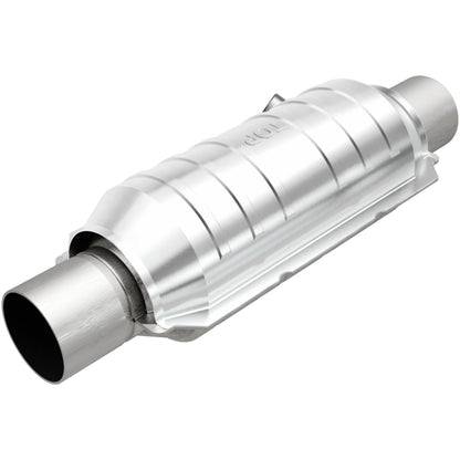 MagnaFlow Universal Catalytic Converter 2.25 HM Angled O2