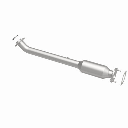 MagnaFlow Direct Fit Catalytic Converter 05-13 Nissan Frontier 2.5L
