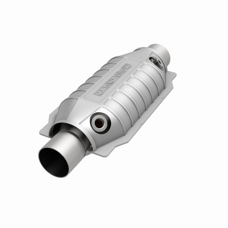 MagnaFlow Universal Catalytic Converter 2.5 Dual O2 Boss