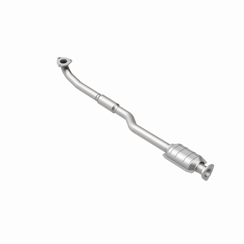 MagnaFlow Direct Fit Catalytic Converter 99-02 Daewoo Leganza 2.2L