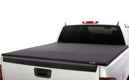 Lund 99-17 Ford F-250 Super Duty (8ft. Bed) Genesis Elite Tri-Fold Tonneau Cover - Black