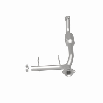 MagnaFlow Direct Fit Catalytic Converter 05-06 Lincoln Navigator 5.4L w/ 3in Main Piping