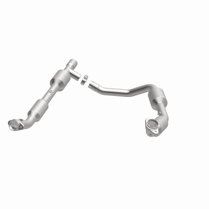 MagnaFlow Direct Fit Catalytic Converter 05-06 Ford E-350 Super Duty 5.4L