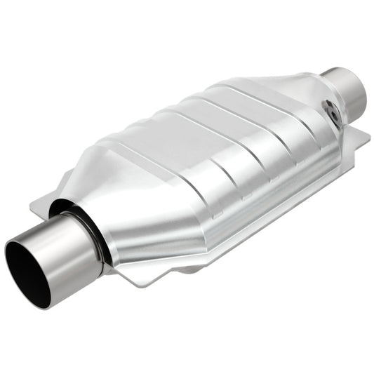 MagnaFlow Universal Catalytic Converter 2.5 W/O2 Boss