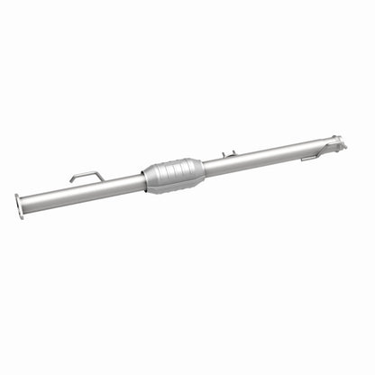 MagnaFlow Direct Fit Catalytic Converter 00-04 Tundra 3.4L Rear