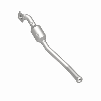 MagnaFlow Direct Fit Catalytic Conv 13-18 Dodge Durango 3.6L V6 / 13-18 Jeep Grand Cherokee 3.6L V6