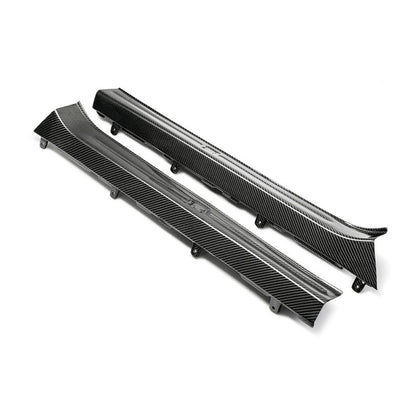 Seibon 09-10 Nissan GTR R35 OEM Style Carbon Fiber Door Sills (Pair)