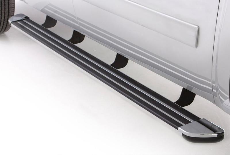 Lund 15-17 Chevy Silverado 2500 Ext. Cab (Diesel) Crossroads 80in. Running Board Kit - Chrome