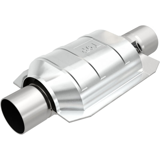 MagnaFlow Universal Catalytic Converter 2 W/Single O2 Boss