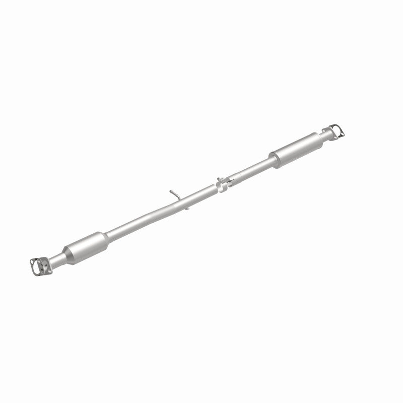 MagnaFlow Direct Fit Catalytic Converter OEM 14-15 Hyundai Tucson 2.0L Underbody