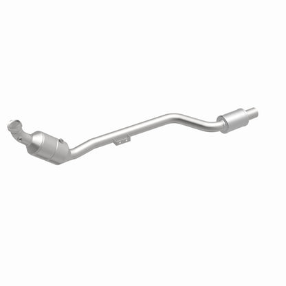 MagnaFlow Direct Fit Catalytic Converter 06-07 Mercedes C230 2.5L Passenger Side