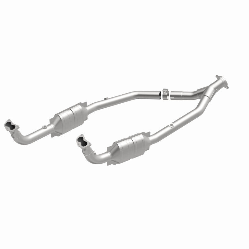 MagnaFlow Direct Fit Catalytic Converter 99-04 LR Discovery V8 OEM
