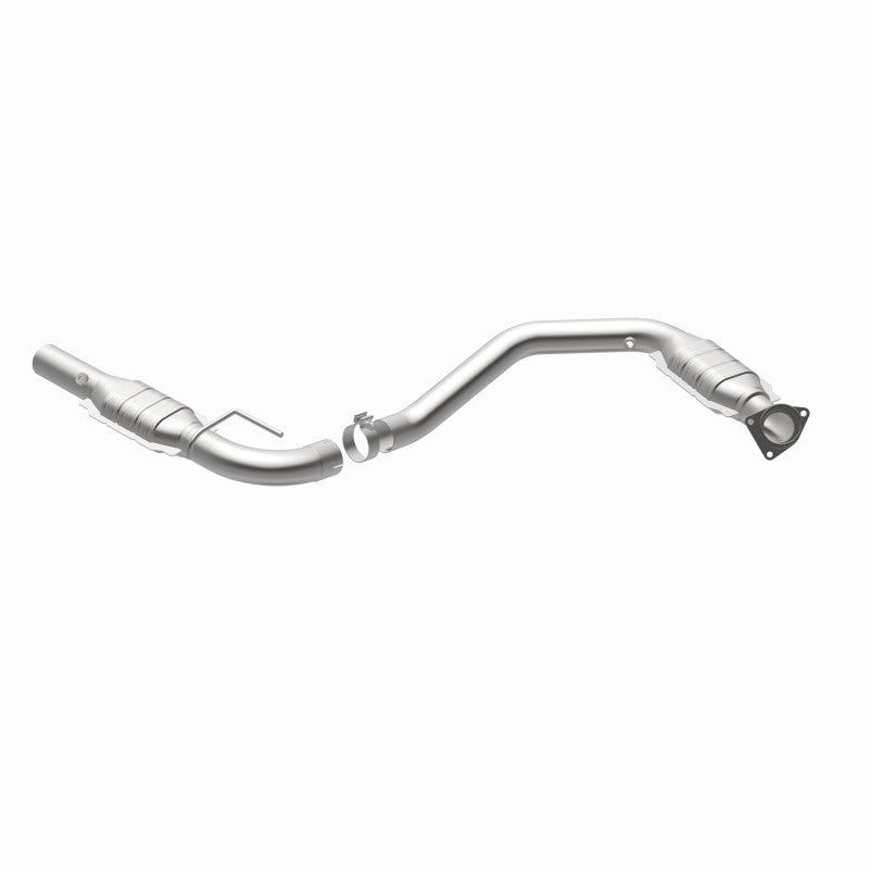 MagnaFlow Direct Fit Catalytic Converter 07-08 Express 2500 4.8L Driver Side