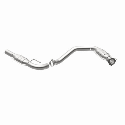 MagnaFlow Direct Fit Catalytic Converter 07-08 Express 2500 4.8L Driver Side