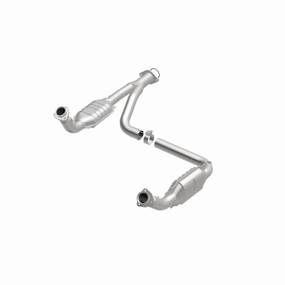 MagnaFlow DF Cat Conv 07-09 Chevrolet/GMC Silverado/Sierra 2500 HD 6.0L Y-Pipe Assy excludes Classic